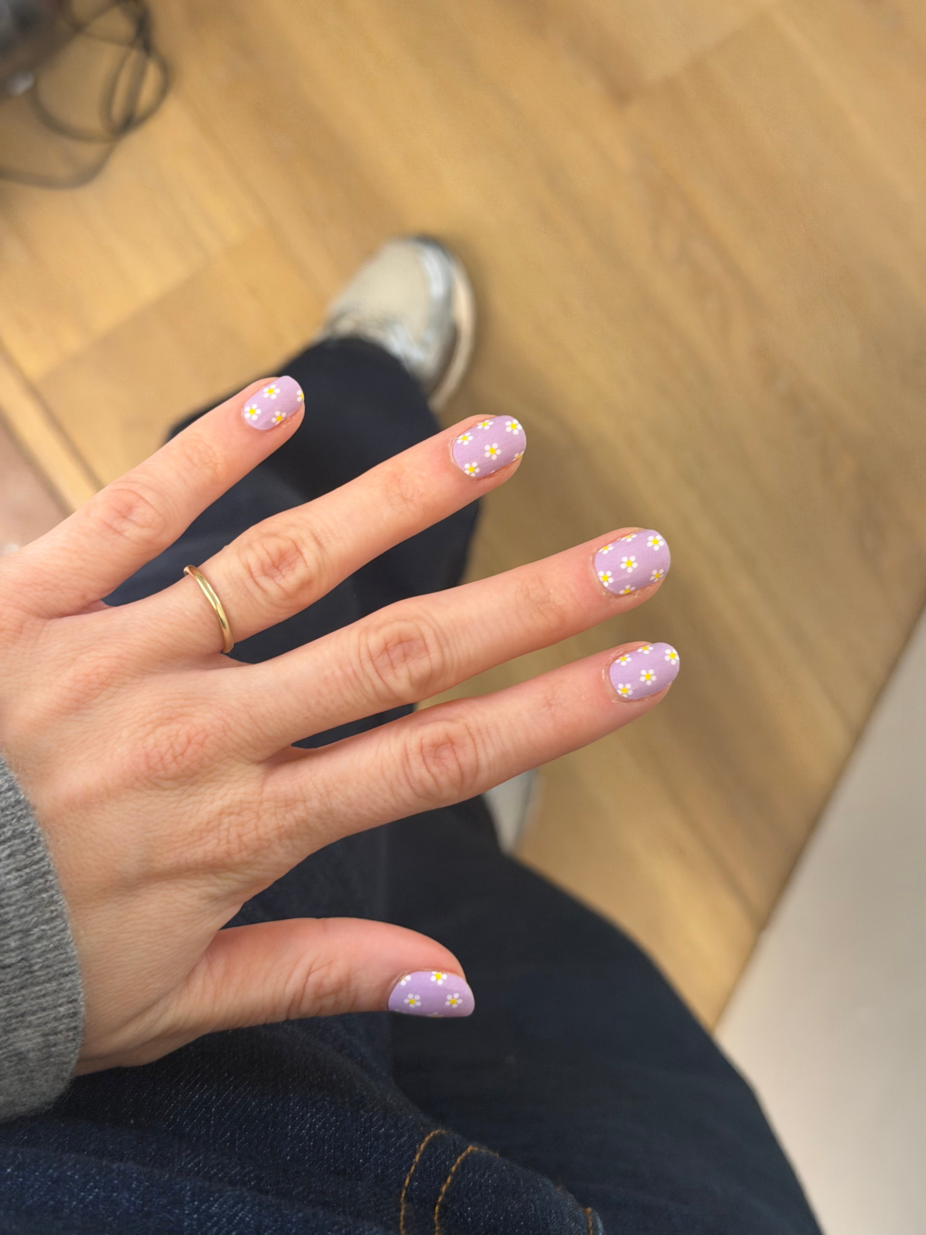 Daisy Lilac